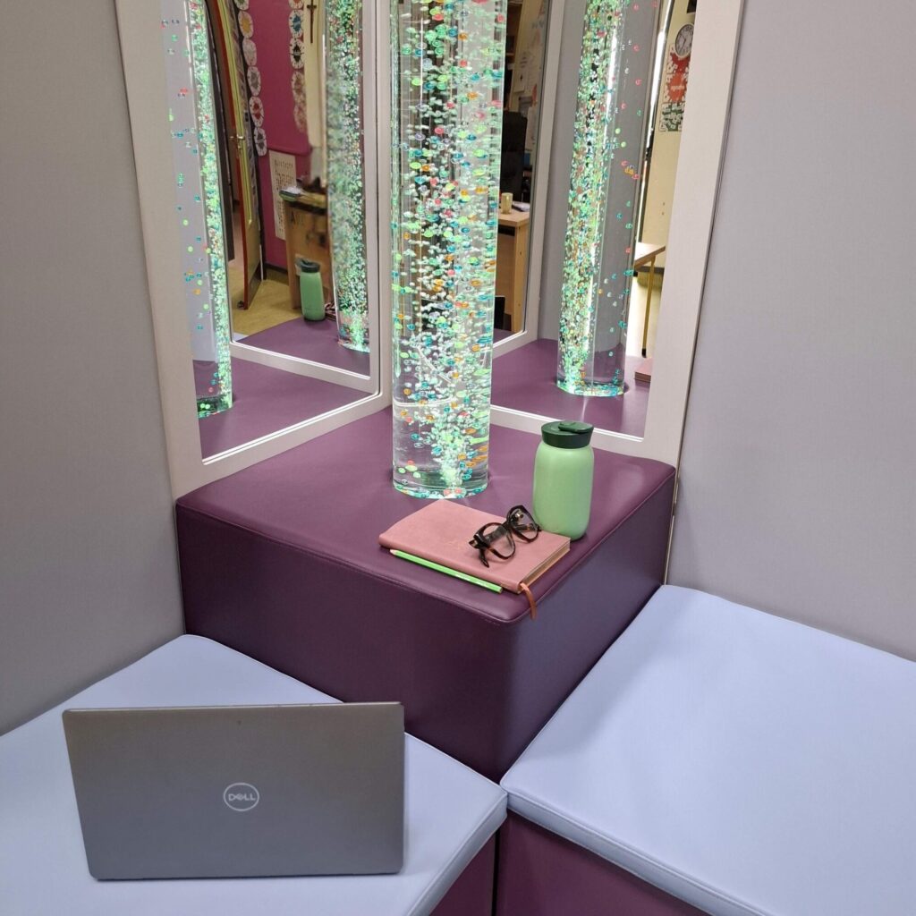 Black and Blue Clean Modern Microblog Carousel Instagram Post (23)